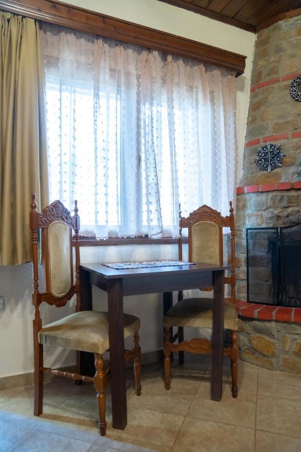 Παραδοσιακός Ξενώνας Ραχάτι Órma Exteriör bild